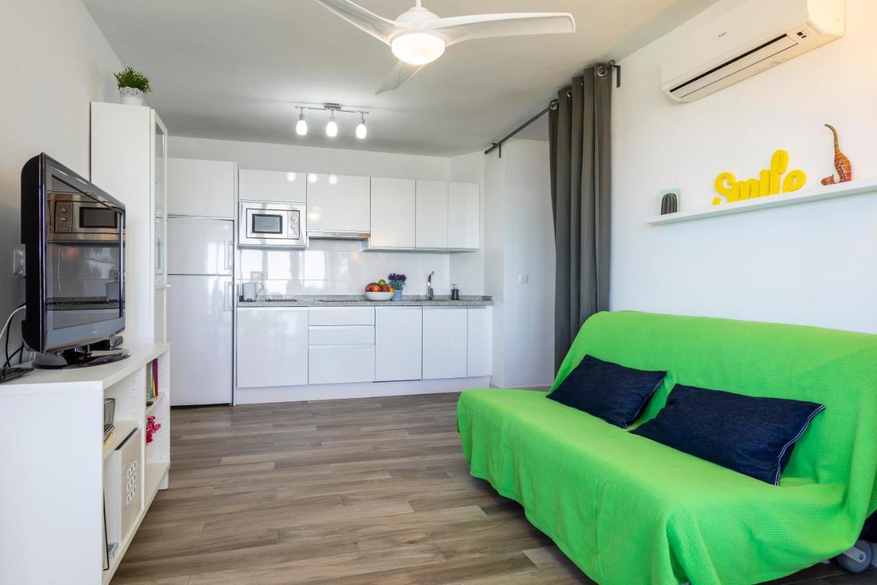 Wintowinrentals Sunny Side, Pool, Wifi & Sea View 베나자라프 외부 사진